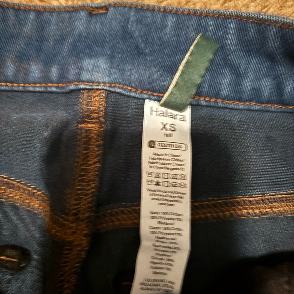 Halara  Women's Jeans - Picture 10 of 12